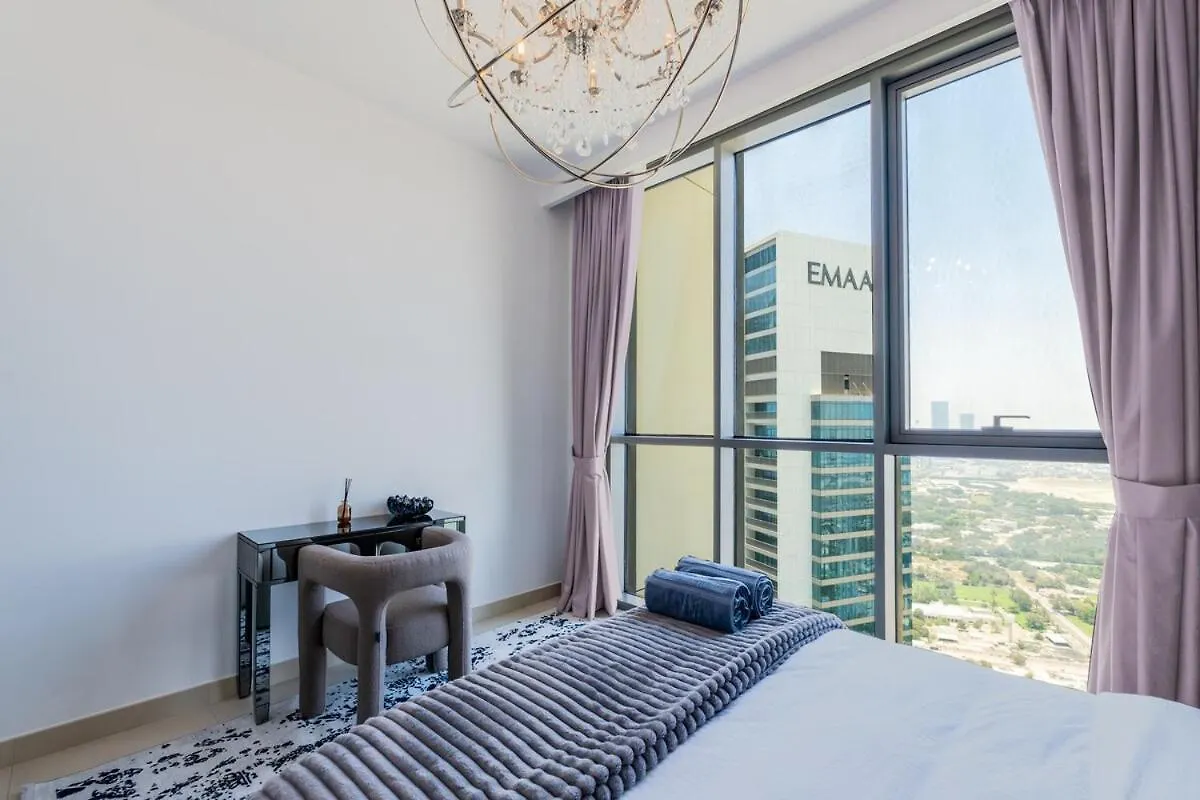 Downtown Views I 2 Bedroom Apartment With Dubai Mall Access United Arab Emirates