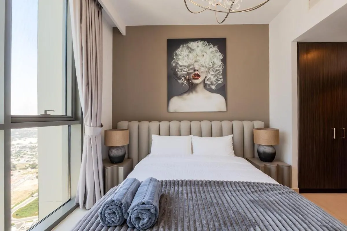 Downtown Views I 2 Bedroom Apartment With Dubai Mall Access