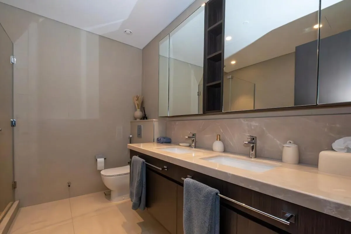 Downtown Views I 2 Bedroom Apartment With Dubai Mall Access 아랍에미리트